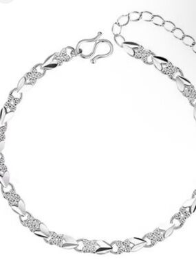 Sterling Silver 999 clover Bracelet Textured Leaf Design Hook Clasp Signed